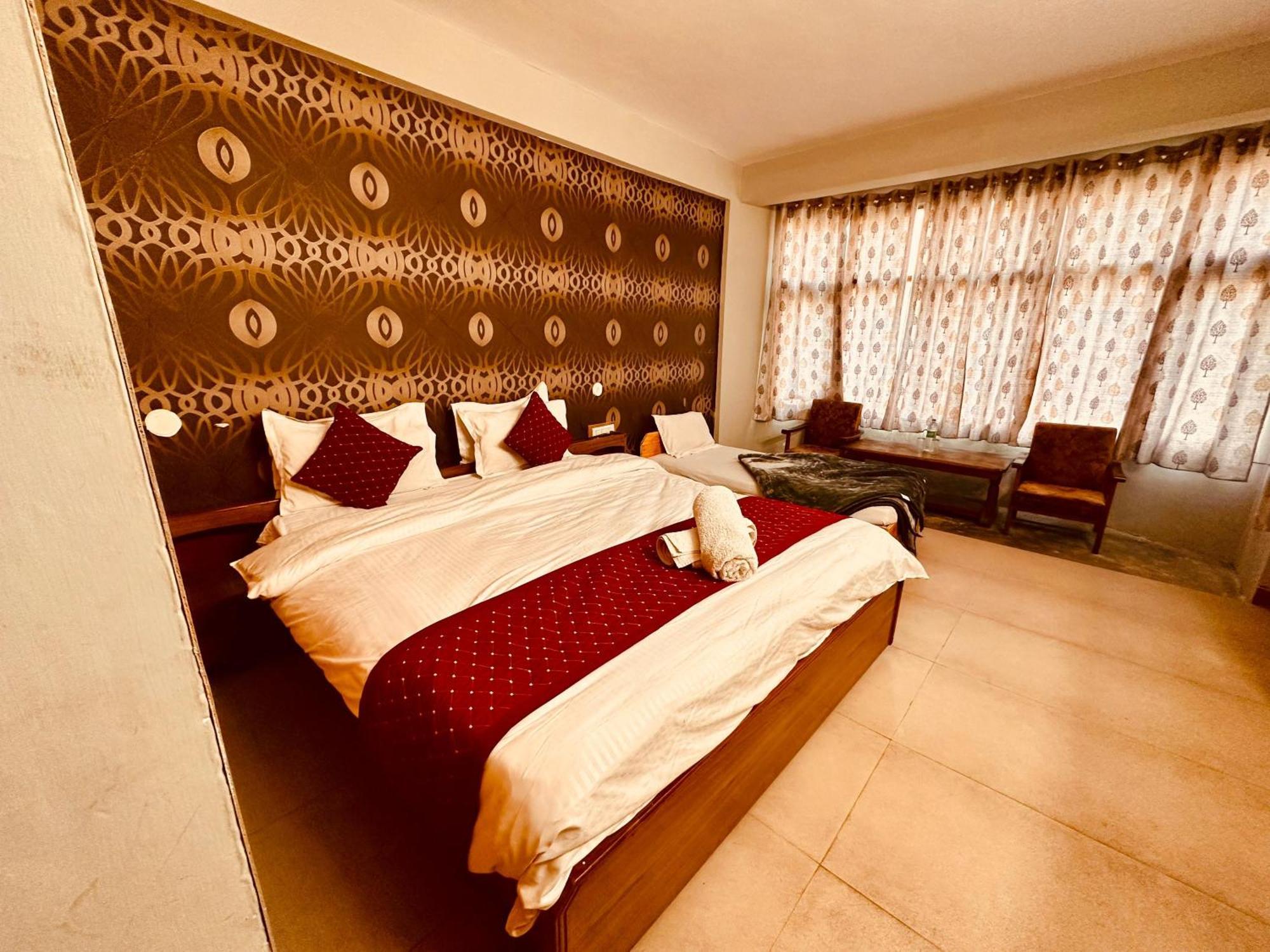 Hotel D Kanchan Manali Esterno foto