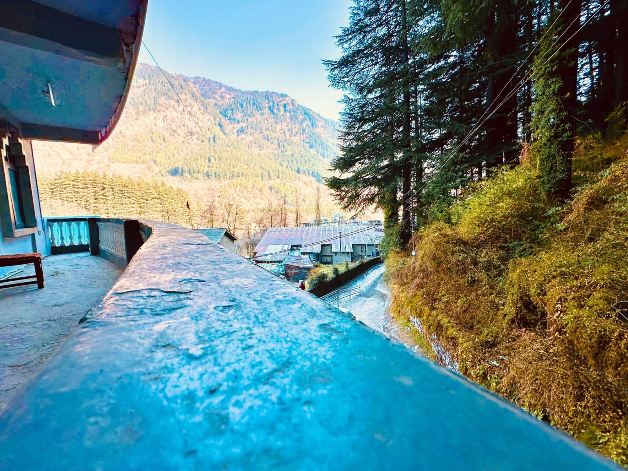 Hotel D Kanchan Manali Esterno foto