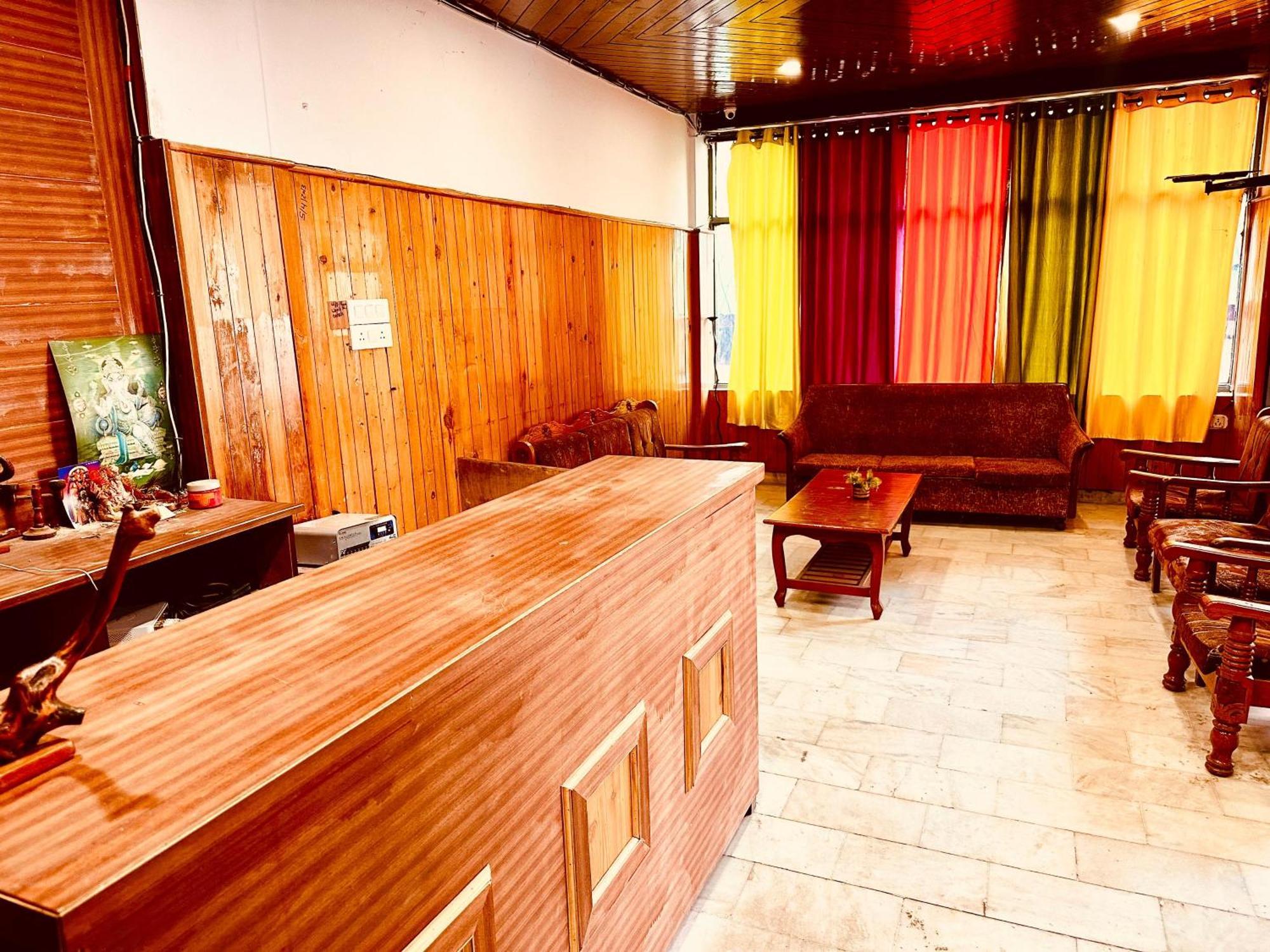 Hotel D Kanchan Manali Esterno foto